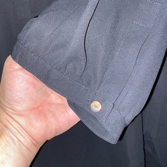 Black dressy top - Picture 4 of 6